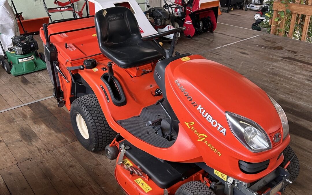 KUBOTA GR 1600